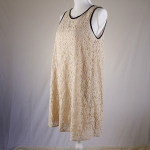 ⭐FINAL DAYS!⭐😱 Floral Lace Sleeveless Tank Dress